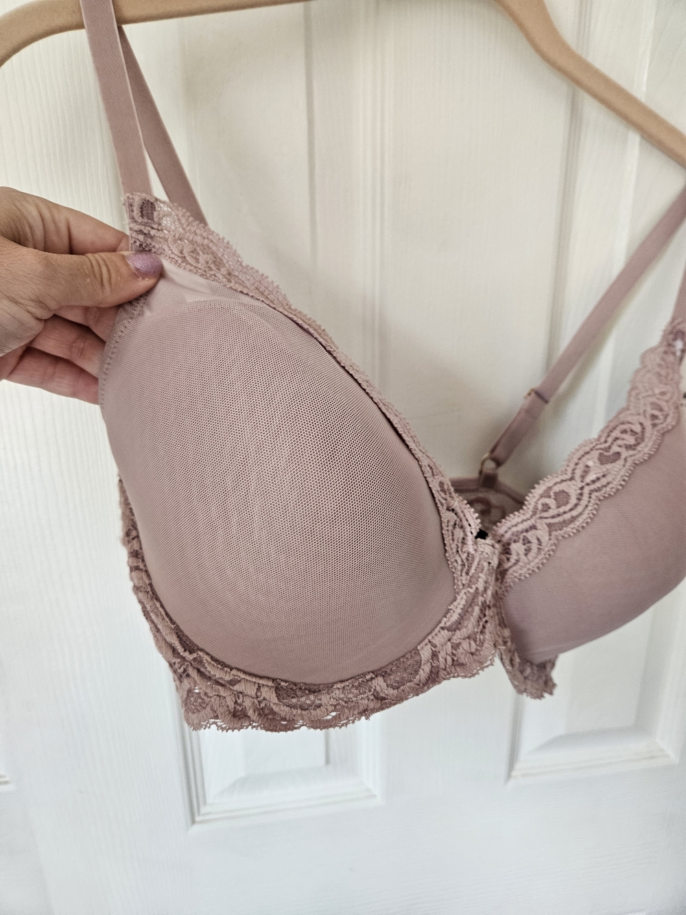Natori..Lace Trim Padded Bra in Dusty Rose, Size 34 DDD..NWT